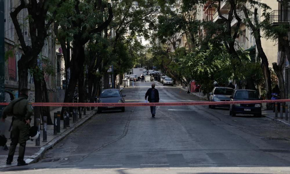 Σε απολογία άτομα που δήλωσαν στο facebook ότι θα κατέβουν στο Πολυτεχνείο